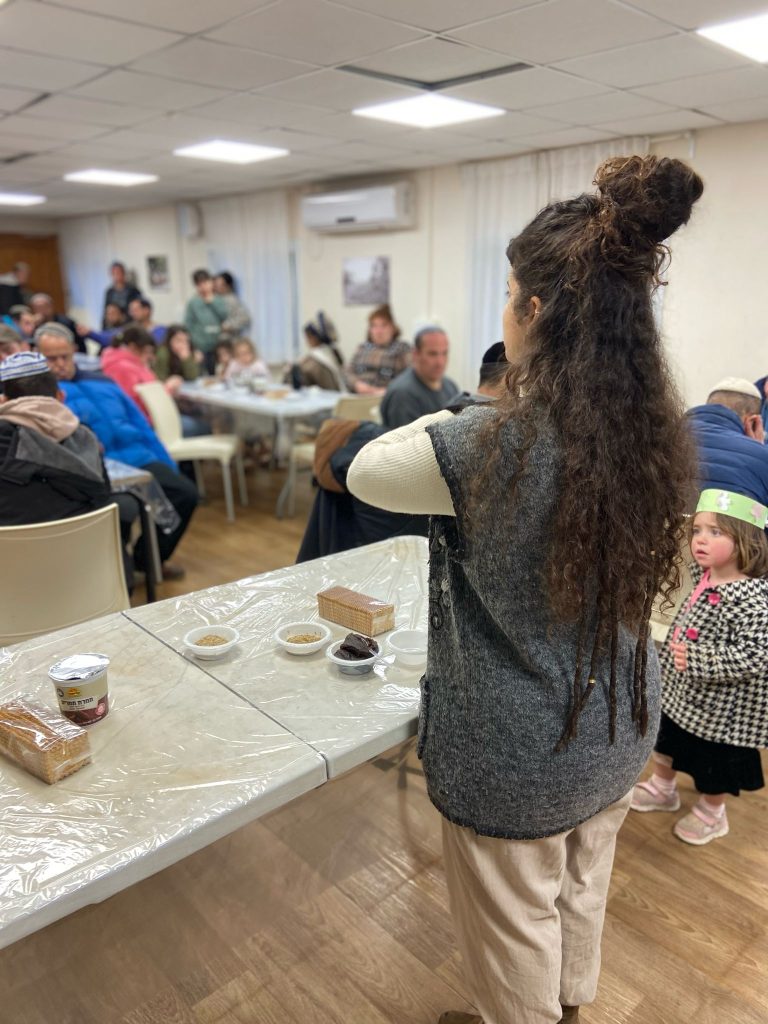 שבעת המינים ב-7 יישובים: ט”ו בשבט בגוש עציון